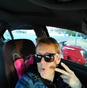 Meet your Posher, Kim